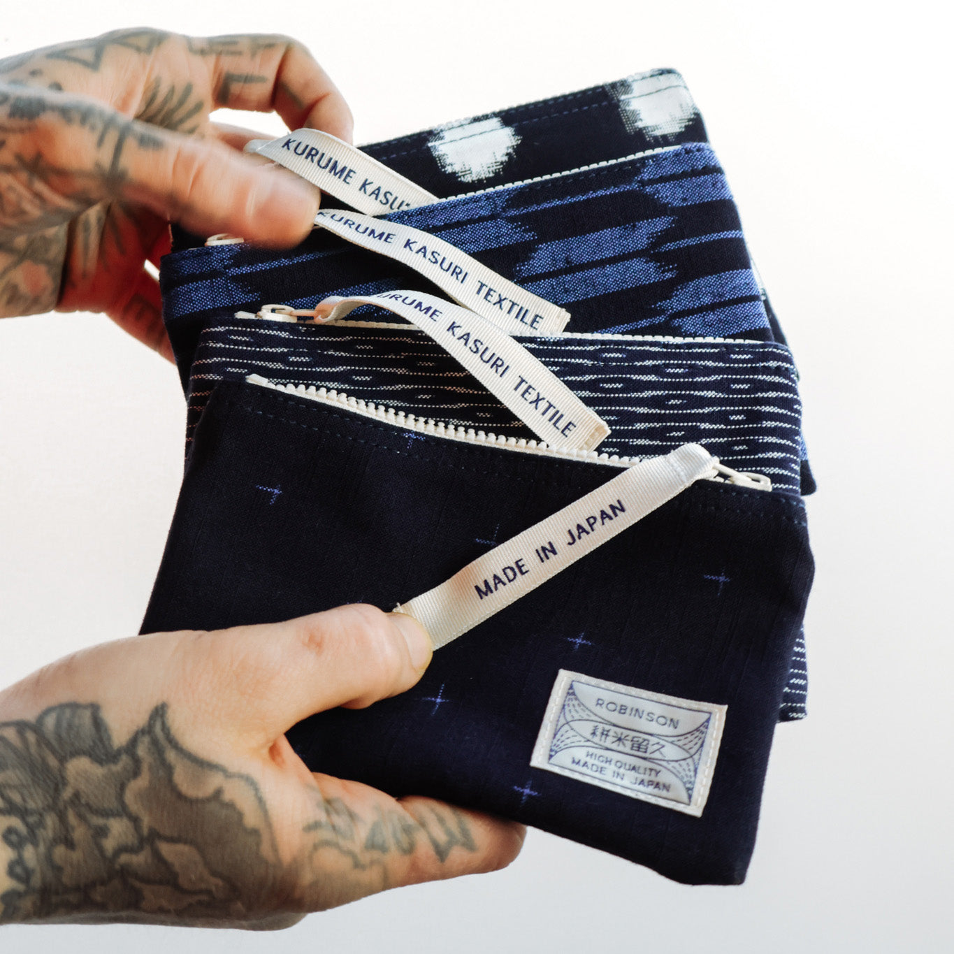 Täschchen M Kleines Kreuz Navy/Blau