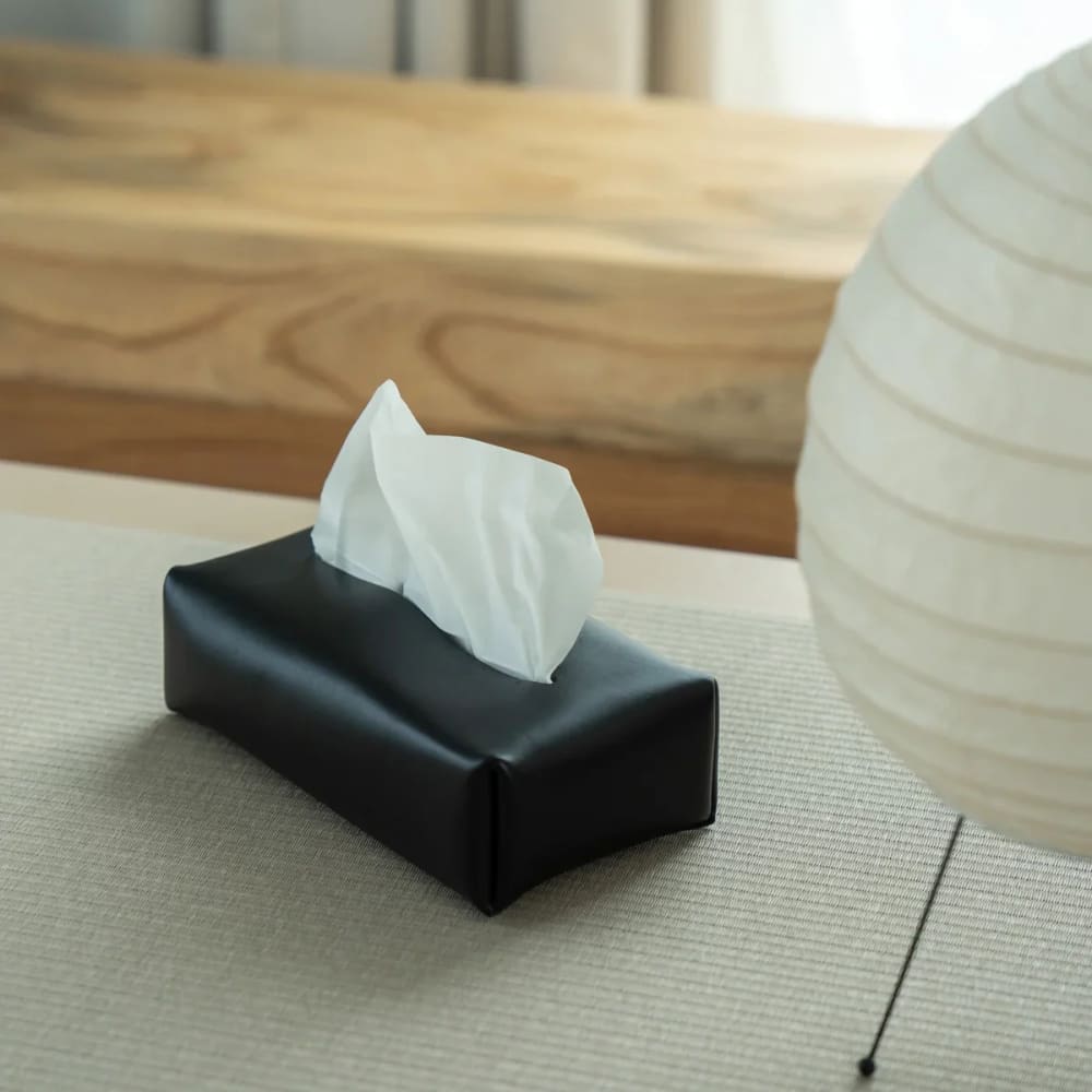 Couvre-boite à mouchoir - Cuir huilé noir - MEUBLES