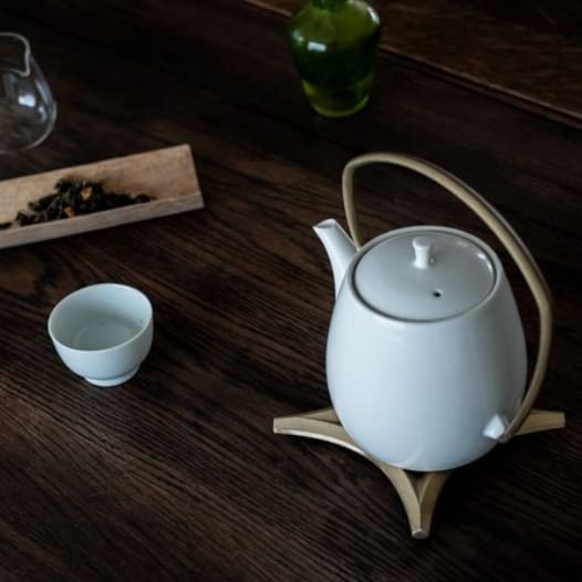 DESSOUS DE PLAT EN LAITON - ETOILE - PLATEAUX