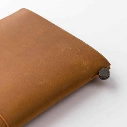 TRAVELER’S notebook - cuir camel (classique) TRAVELER’S NOTEBOOK COVER