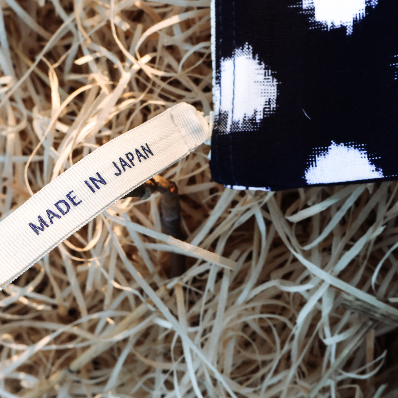 Täschchen M Punkt Navy/Weiß