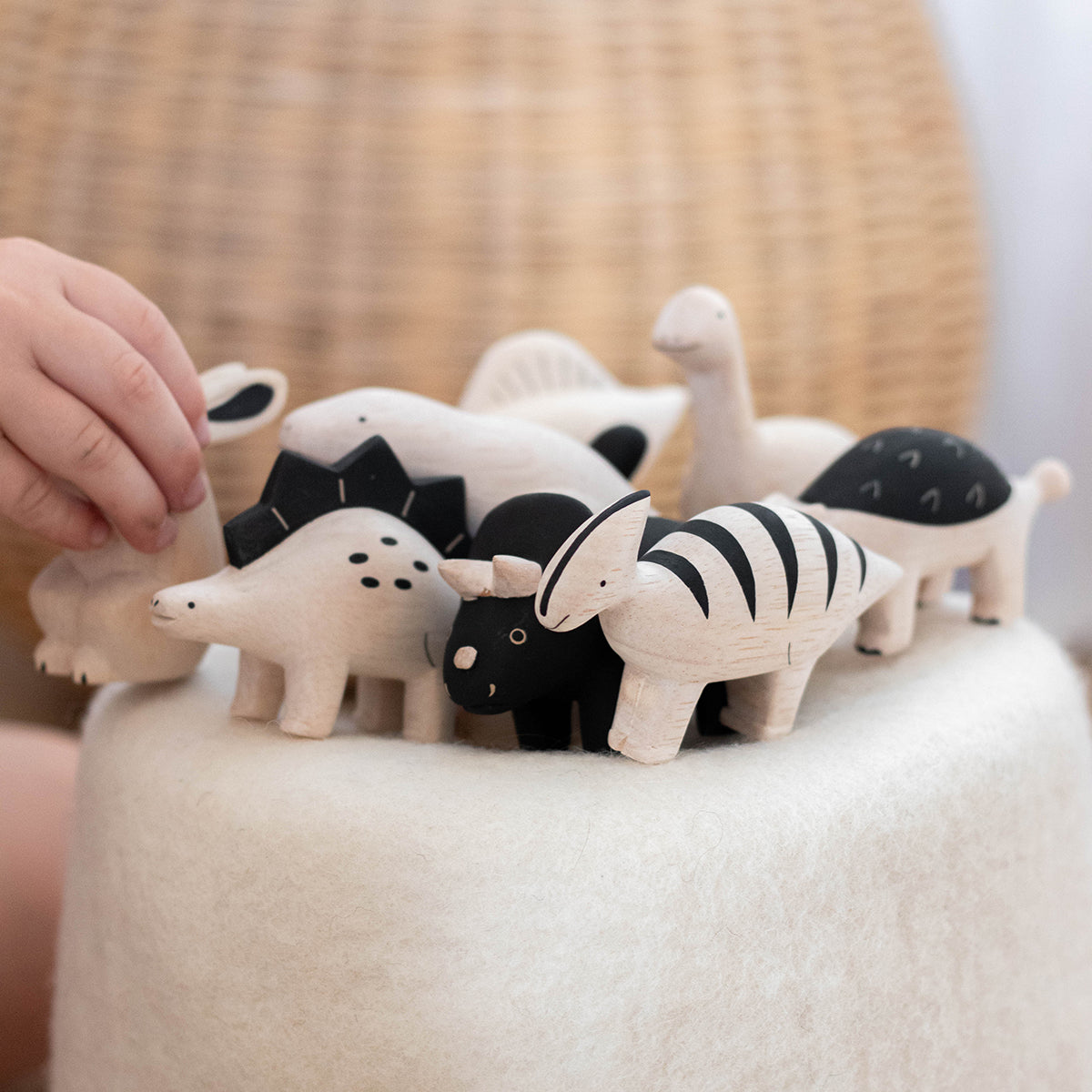 Holzfigur – Dinosaurier – Polepole (Set mit 9 Teilen)