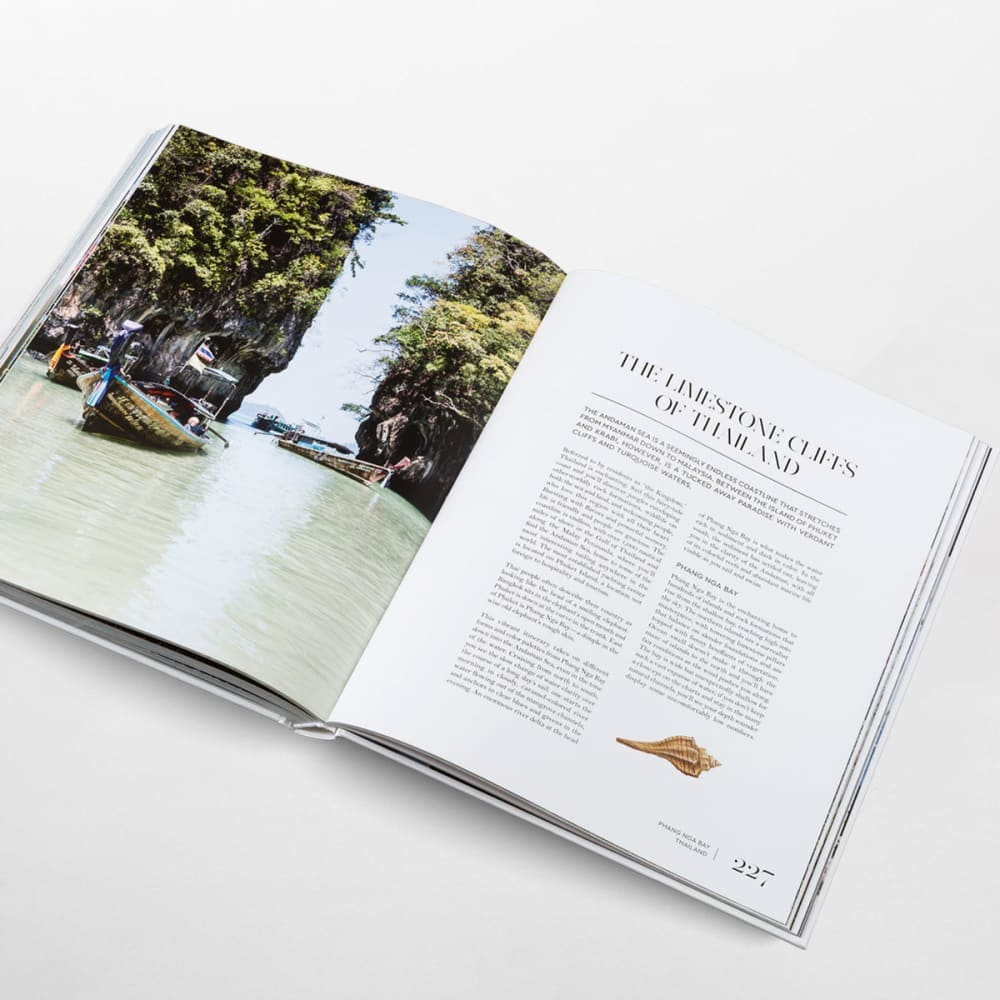 Sailing the seas - Book